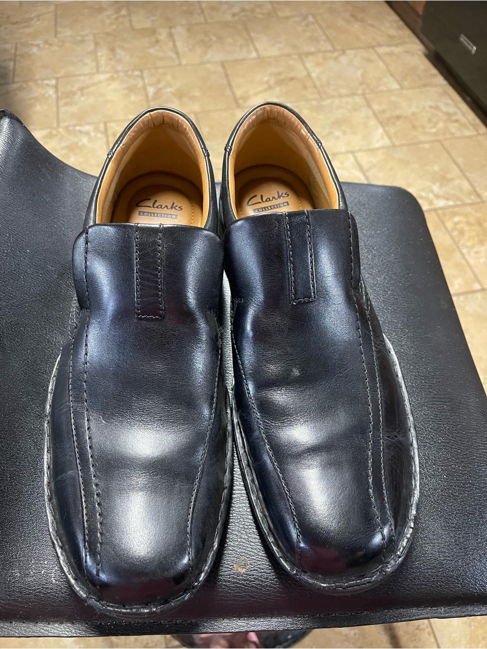 Clarks Men's Black Leather Slip-On Loafers